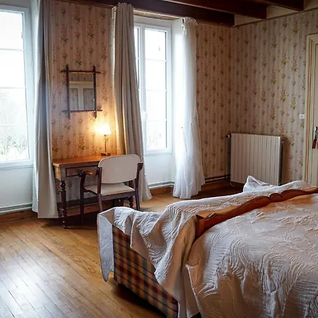 Guest house Confortable Dans Maison Bourgeoise Rouffignac